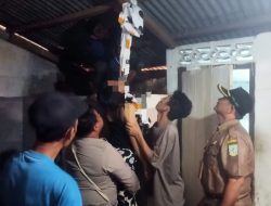 Wanita berusia 23 tahun dikota jambi Ditemu kan gantung diri