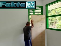 Giat Hari Ini  Tim TMMD Ke 123,Kodim 0416/Bute”Masang Pintu Pembatas Ruang Kelas,s