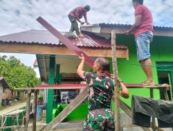 Satgas,TMMD Ke-123 Kodim 0416/Bute,,Giat Memasang Seng Untuk Pelindung Risflang RTLH Supaya Tahan Lama,,
